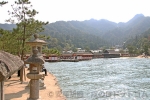 厳島神社 海側からの境内・社殿全体の様子