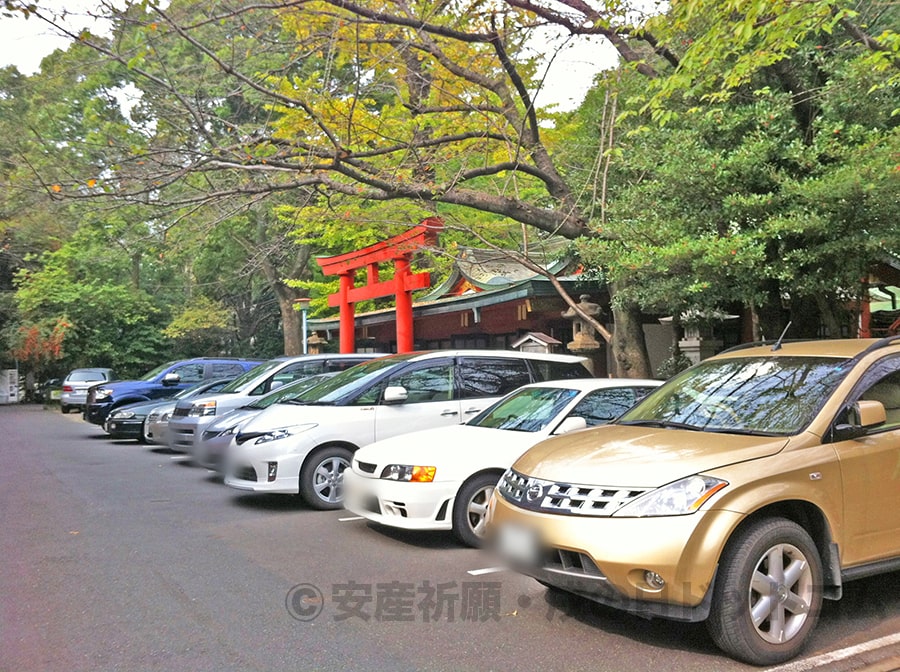 日枝神社 北神門付近の駐車スペースの様子